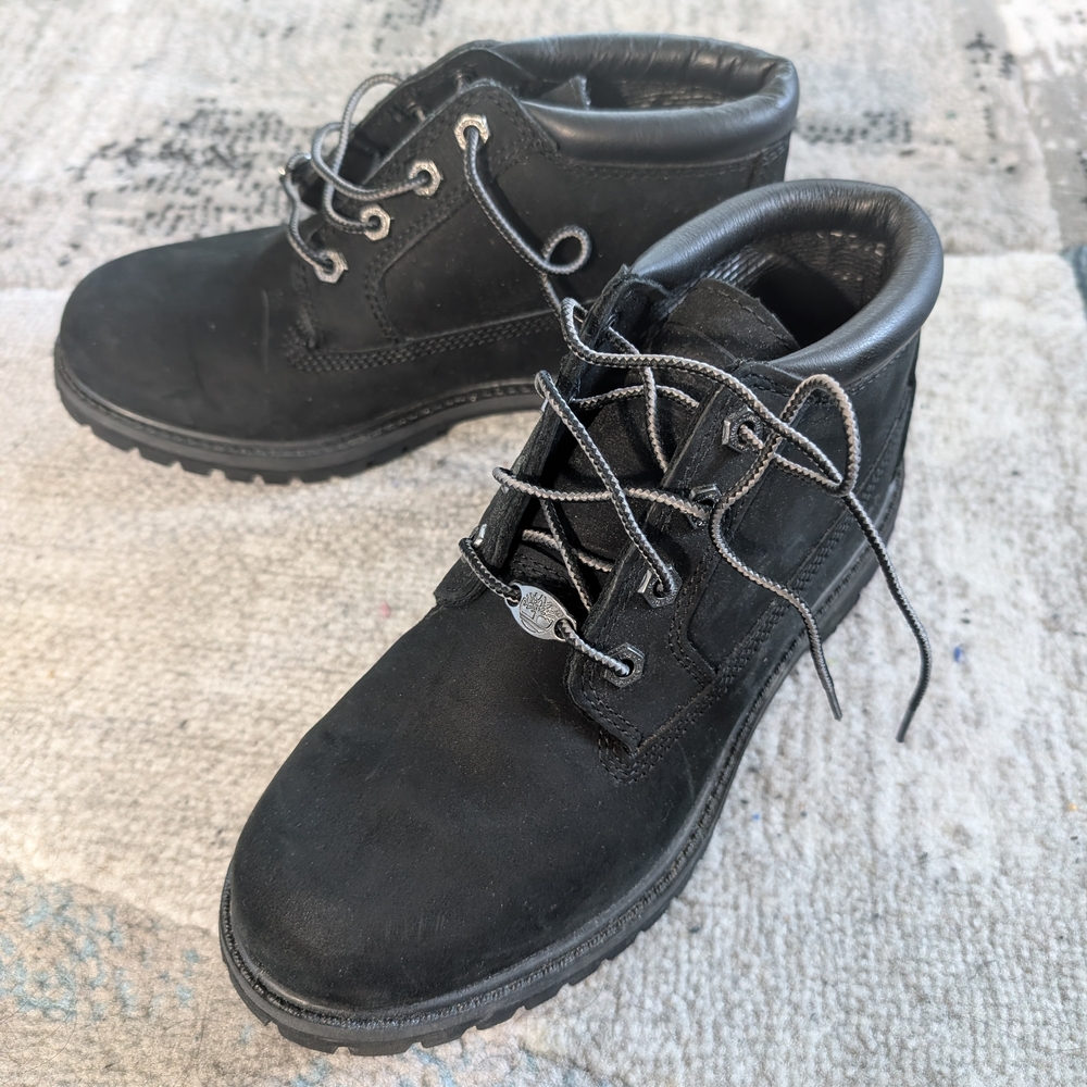 Timberland Black Leather Ankle Boots 7.5W
